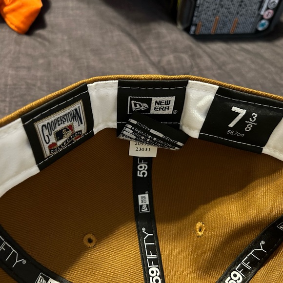 Braves Hat - Picture 2 of 2